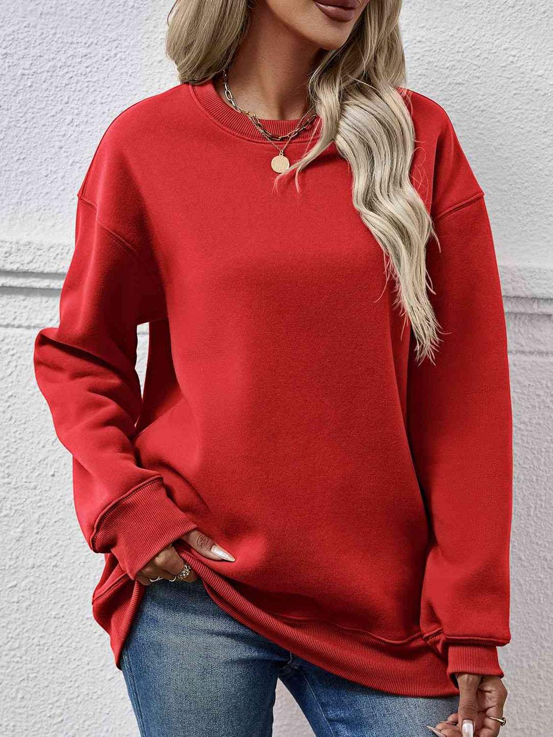 Round Neck Long Sleeve Sweatshirt