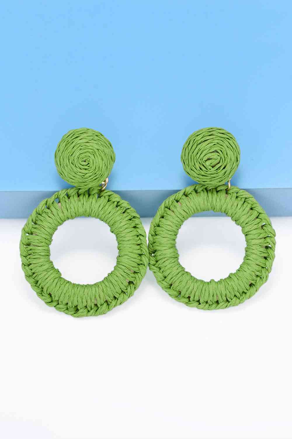 Round Shape Raffia Grass Dangle Earrings