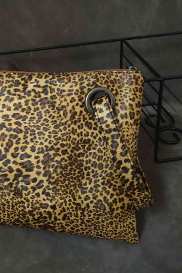 Leopard PU Leather Clutch